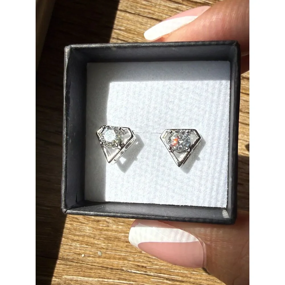 ✨Moissanite Diamond-Shaped Stud Earrings | Rhodium Plated | GRA Documentation✨